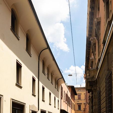 Goito 4, Bologna By Short Holidays Buitenkant foto
