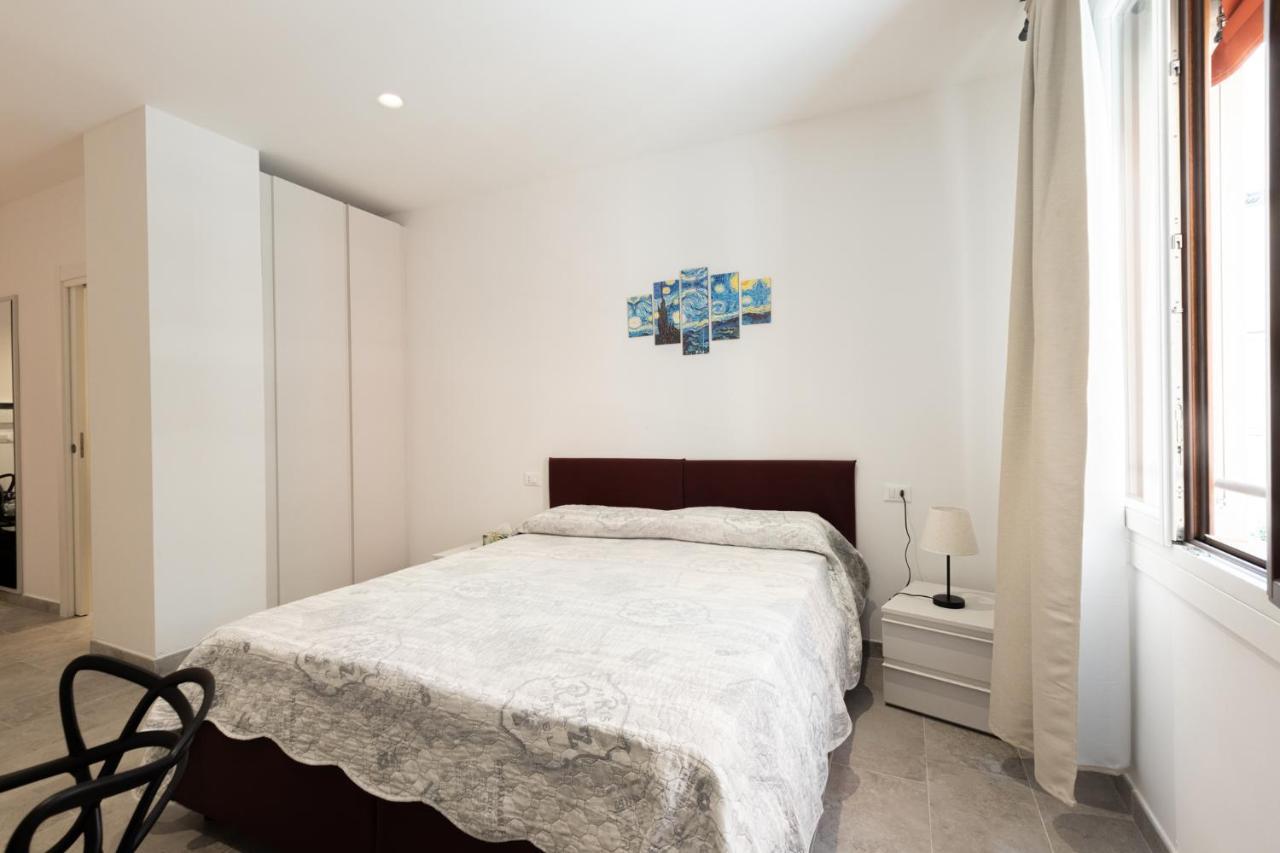 Goito 4, Bologna By Short Holidays Buitenkant foto