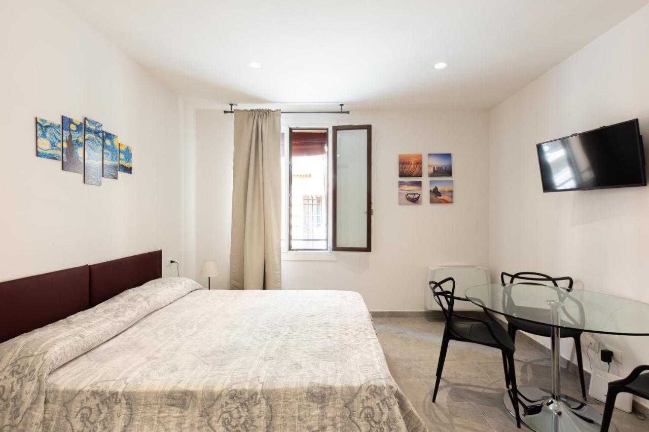 Goito 4, Bologna By Short Holidays Buitenkant foto