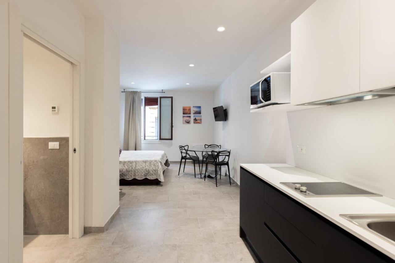 Goito 4, Bologna By Short Holidays Buitenkant foto