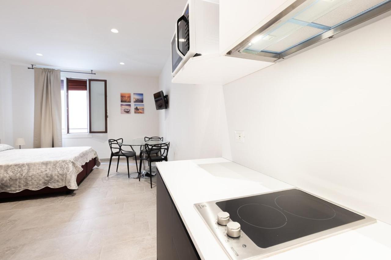 Goito 4, Bologna By Short Holidays Buitenkant foto